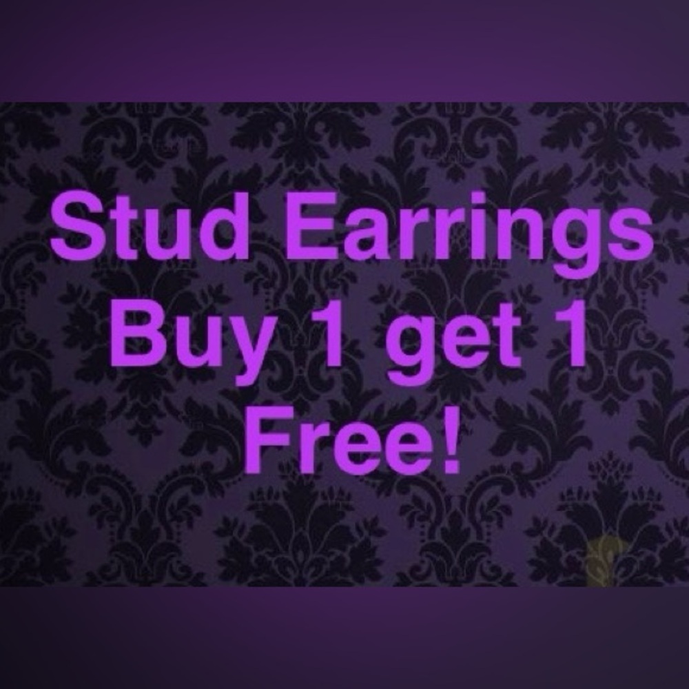 Stylish Earrings Offer
